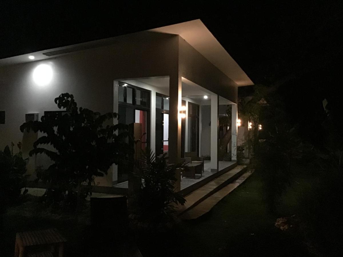 Bamboobeachvilla2 Ac New Oceanfront Pool Sunsetview Garden Kitchen Satellite Starlink Wi-Fi Dimiao Eksteriør billede